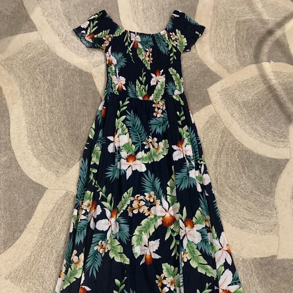 Maxi Hawaiian Style Dress 🌺